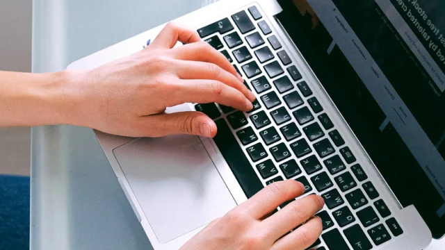 ノートパソコン